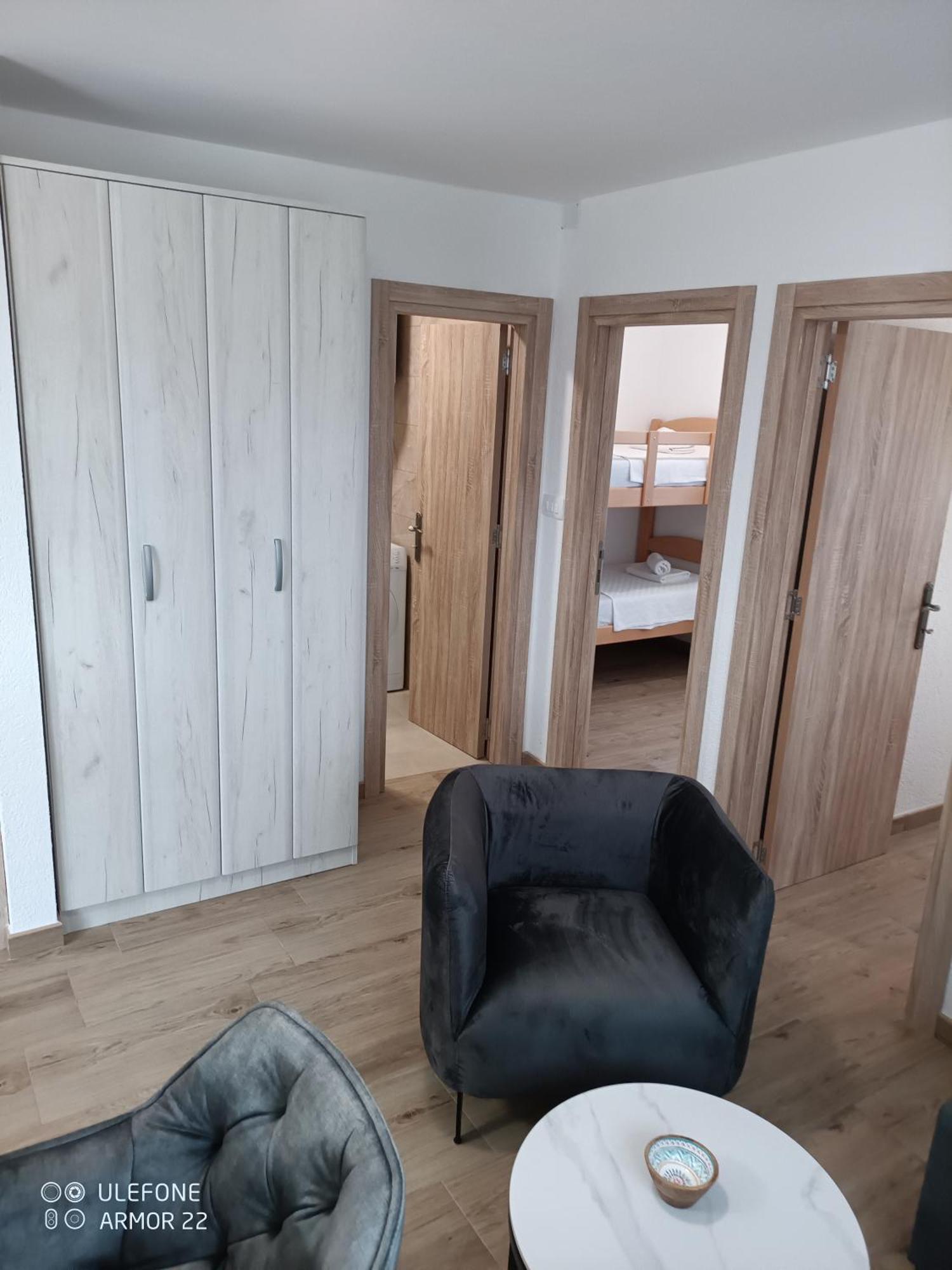 Apartmani Gaga Tivat Exteriör bild