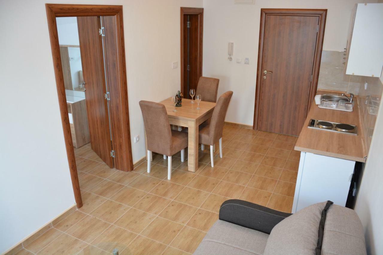 Apartmani Gaga Tivat Exteriör bild