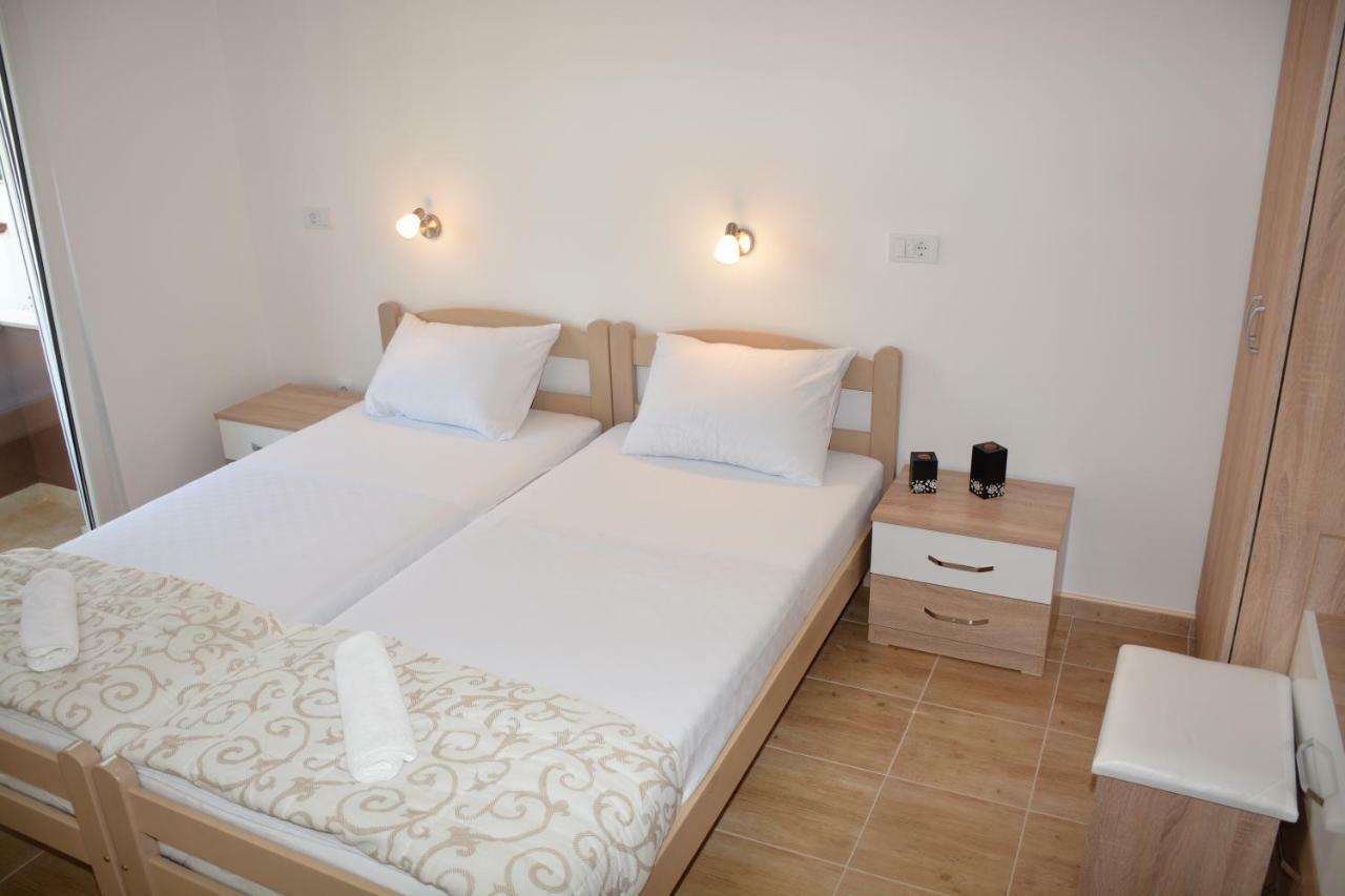 Apartmani Gaga Tivat Exteriör bild