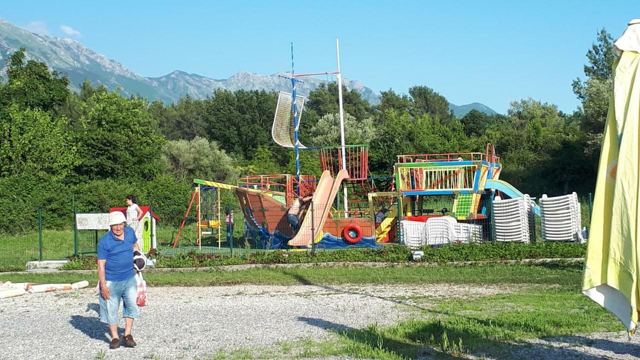Apartmani Gaga Tivat Exteriör bild