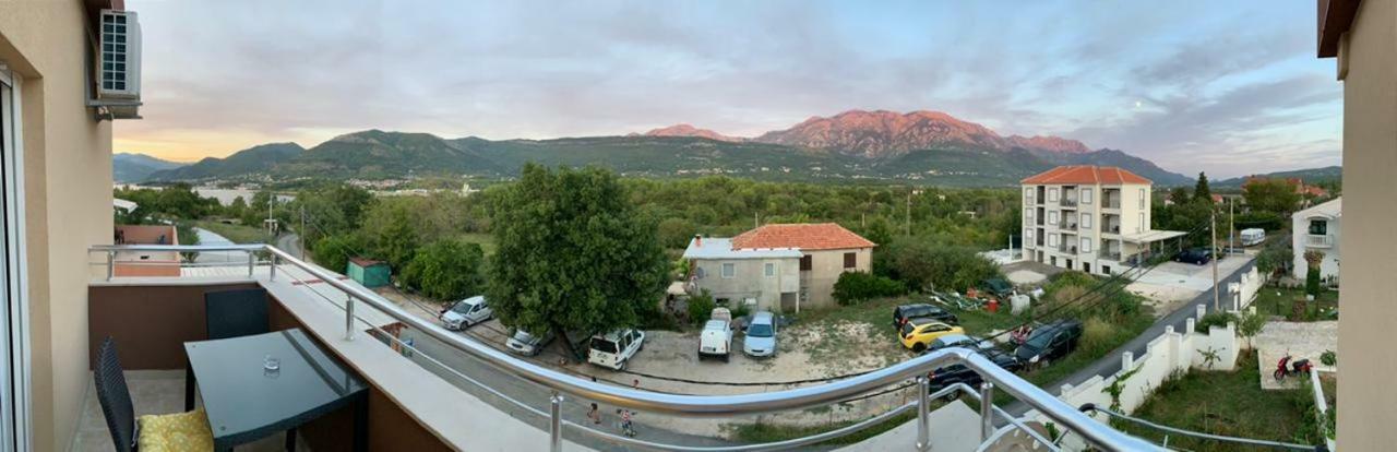 Apartmani Gaga Tivat Exteriör bild