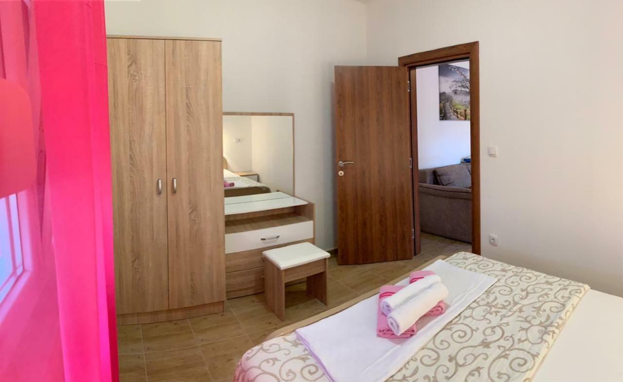 Apartmani Gaga Tivat Exteriör bild
